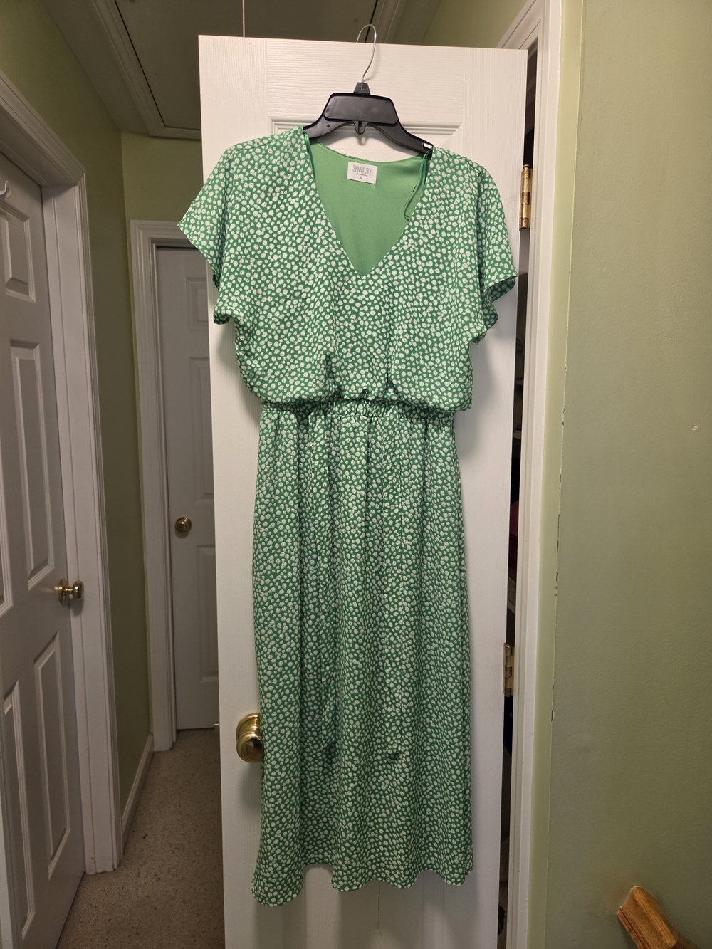 Green Floral V-Neck Maxi Dress